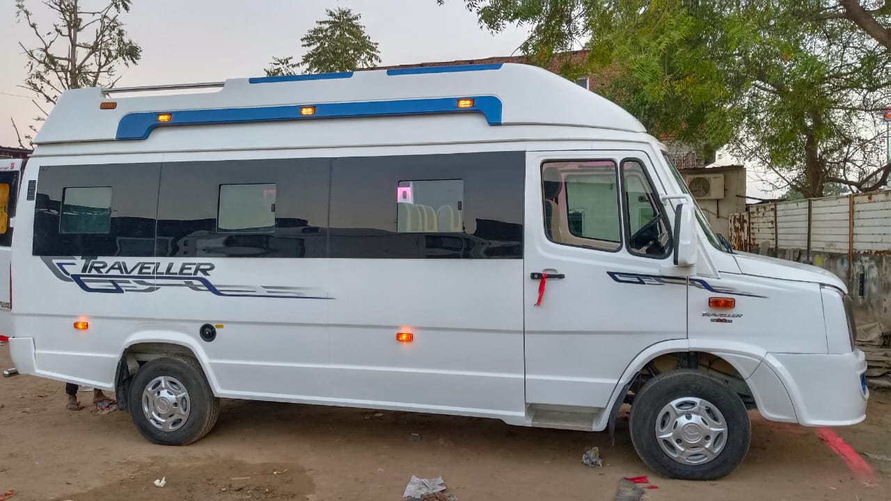 12 seater tempo traveler in nagpur